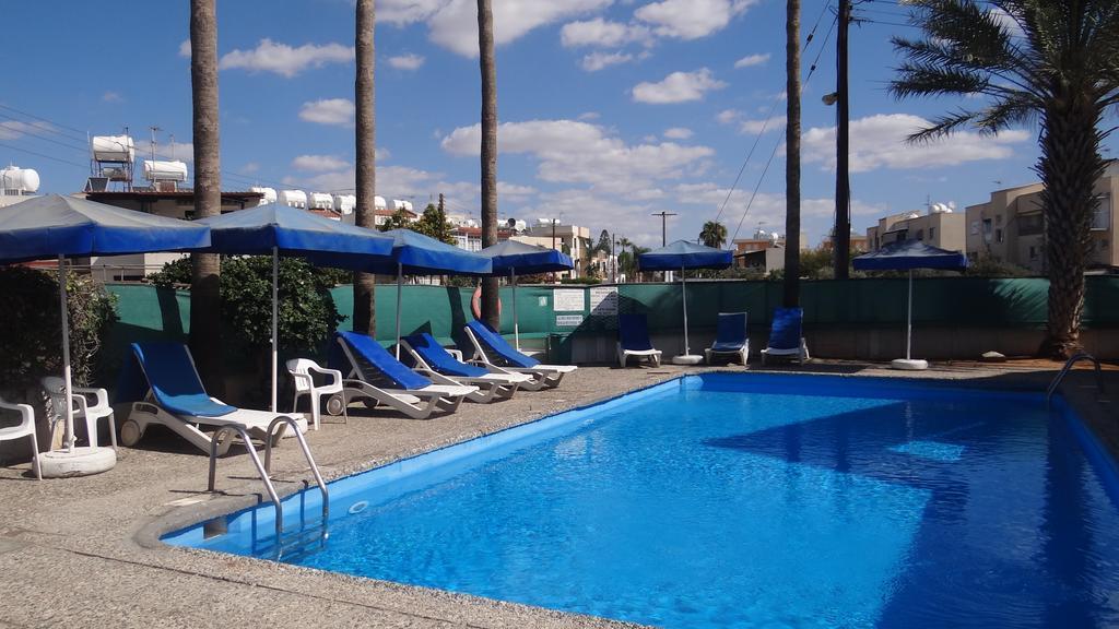 Klashiana Hotel Apartments オロクリニ エクステリア 写真