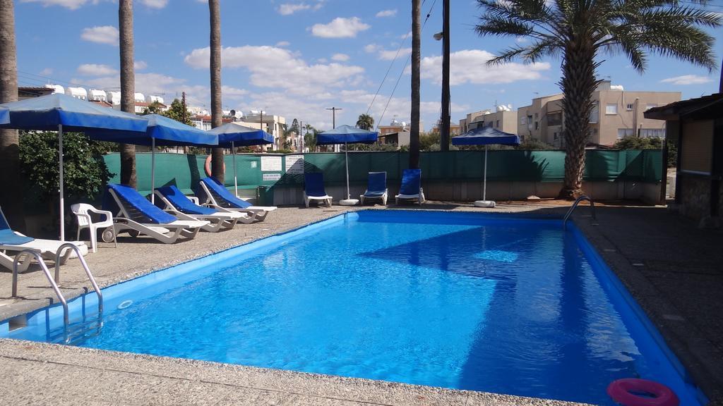 Klashiana Hotel Apartments オロクリニ エクステリア 写真