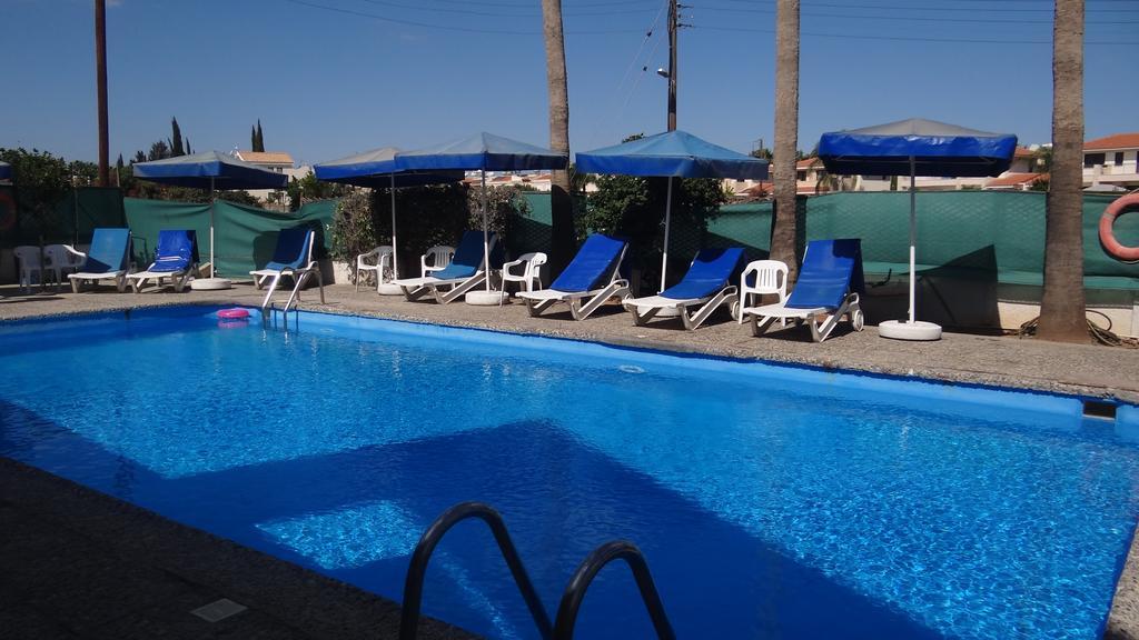 Klashiana Hotel Apartments オロクリニ エクステリア 写真