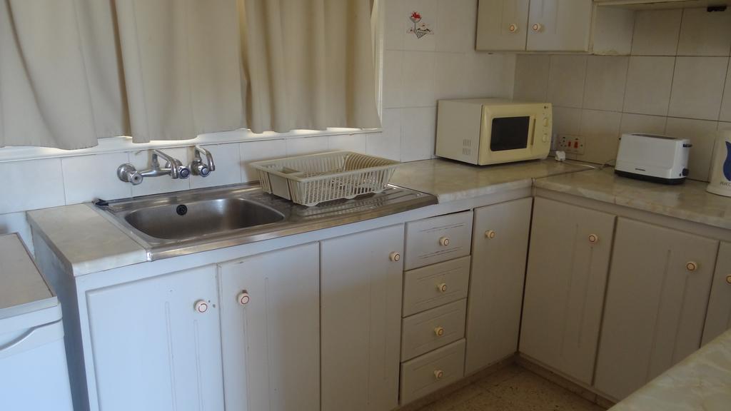 Klashiana Hotel Apartments オロクリニ エクステリア 写真