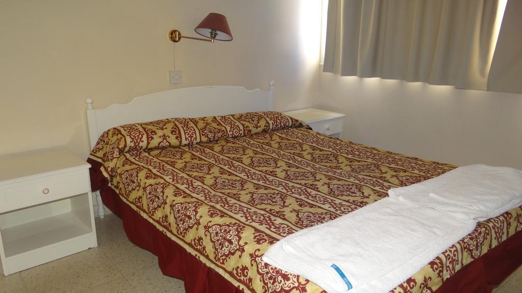Klashiana Hotel Apartments オロクリニ エクステリア 写真